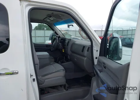 2014 Nissan Nv Passenger Nv3500 Hd Sv V6 z USA, uszkodzony, nr VIN 5BZBF0AAXEN161044